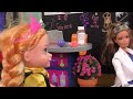 SCIENCE class ! Elsa & Anna toddlers at School lab ! Barbie is the teacher - cool experiments