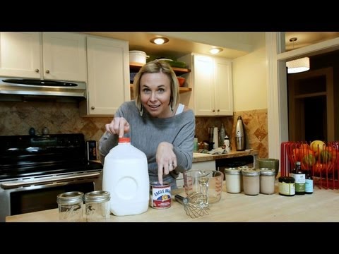 How to Make Homemade Coffee Creamer How to Make Homemade Coffee Creamer