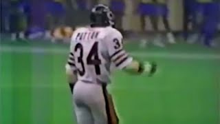 Walter Payton's Versatile Performance (Bears vs. Saints 1983)