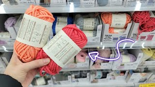 Everyone will be buying wool thread when they see this GENIUS home decor idea! DIY Crafts