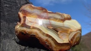 Civilizing an Agate