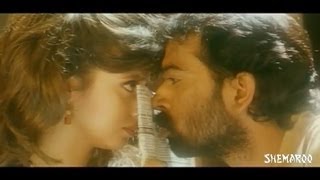 Anaganaga Oka Roju Movie Scenes - J D Chakravarthy trying to Love Urmila Matondkar