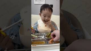 今天又给小孩哥吃美了自主进食 宝宝吃饭 人类幼崽成长计划 沉浸式吃饭