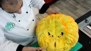 Predator Pumpkin Carving