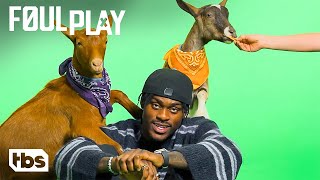 D’Angelo Russell Pranks Jarred Vanderbilt (Clip) | Foul Play with Anthony Davis | TBS