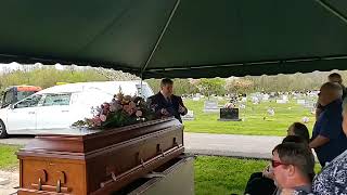 Wanda Cogar Graveside