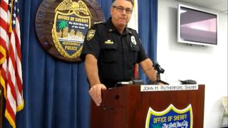 Watch: Jacksonville police officer arrested for secretly recording co-workers