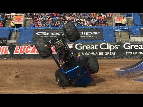 Monster Jam World Finals 21 XXI FREESTYLE - Over Bored (Jamey Garner ...