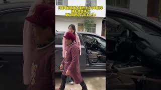 外婆听说我回去要开7个小时的车，硬让我把这个带上#搞笑视频 #看一遍笑一遍 #惊不惊喜意不意外 #农村生活 #万万没想到