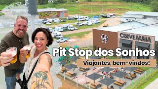 Estacionamento seguro para trailers e motorhomes ao lado de uma cervejaria.