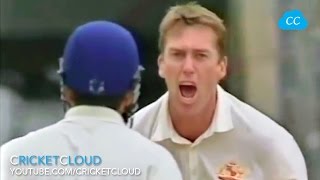 SACHIN vs McGrath - This is Why We call SACHIN - GOD OF CRICKET ( He reply with BAT )