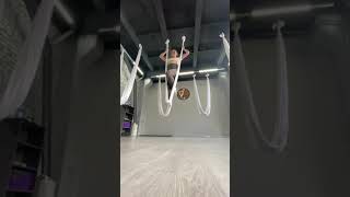 Аэростретчинг Аэройога Air stretching Flyyoga Air yoga