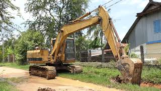 អាអិចកាយដីតាមផ្លូវដាក់លូ - Smart excavator working 2022