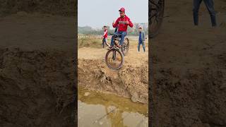 Don’t try this..❌🔥 This Is Very Risky Challenge😱🤯 Only Enjoy Like \u0026 Subscribe #shorts #cyclestunt