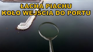 Przekop Mierzei Wiślanej - łacha piachu koło wejścia do portu Nowy Świat.