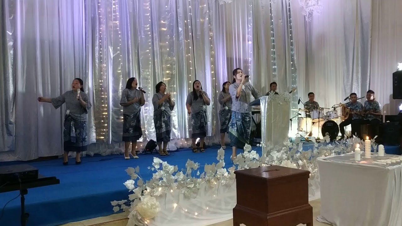 Bri Puji Bri Hormat - Natal City Blessing Passo - YouTube