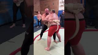 STRONGMAN VS SUMO