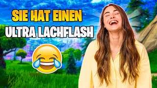 SIE hat so einen extremen LACHFLASH wegen mir bekommen🤣🤣 Fortnite Random Squads
