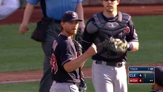 CLE@WSH: Guyer leaps to make catch on Revere's liner