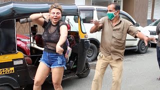 Rakhi Sawant Crazy Dance With Auto Rickshaw Wala Uncle | Dream Mein Entry Song