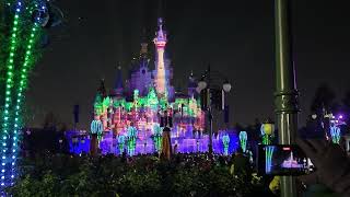 Shanghai Disneyland Park: ILLUMINATE! A Nighttime Celebration! No fireworks on heavily polluted day!