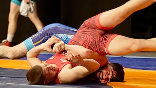 U17 Danila Karamalak (BUL) vs Aram Markocian (FRA) 60kg. Freestyle boys wrestling. B-cam-man