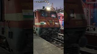 16127 Guruvayur Express arriving with announcement at Madurai junction #train #shorts #shortsfeed