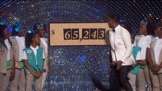 Chris Rock Sells Over $65,000 of Girl Scout Cookies at The Oscars