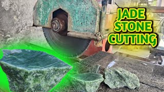 Jade Stone Cutting Jackpot | Imperial Green Jade