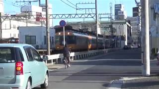 近鉄12200系12251編成+30000系特急名古屋行き発車