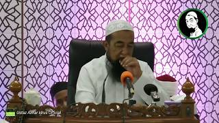 Berlaku Pergerakan Semasa Solat, Batal Ke? - Ustaz Azhar Idrus Official