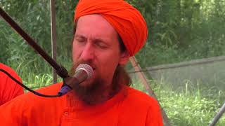 Kiirtan 1 from 3-hours AK by dada Parananda