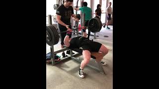 340lb bench press 4 reps 22 years old, 200 pounds bodyweight