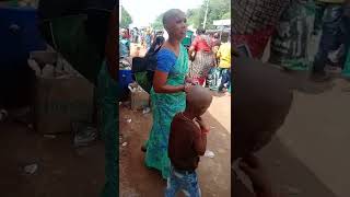 gundu lady in public