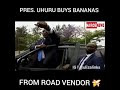 Uhuru stops his convoy to buy bananas on Lang’ata Road [Video]