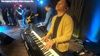 Harapanku ( JPCC worship ) - Piano keyboard cam + in ear mix