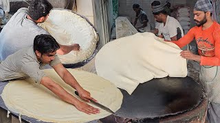 Pakistan's Biggest Rumali Roti | Roll and Samosa Patti - Manda Roti Making | Street Food of Karachi