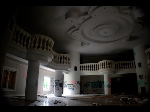 Exploring a Criminal's Abandoned $8 Million Mansion - NJ Exploring a Criminal's Abandoned $8 Million Mansion - NJ