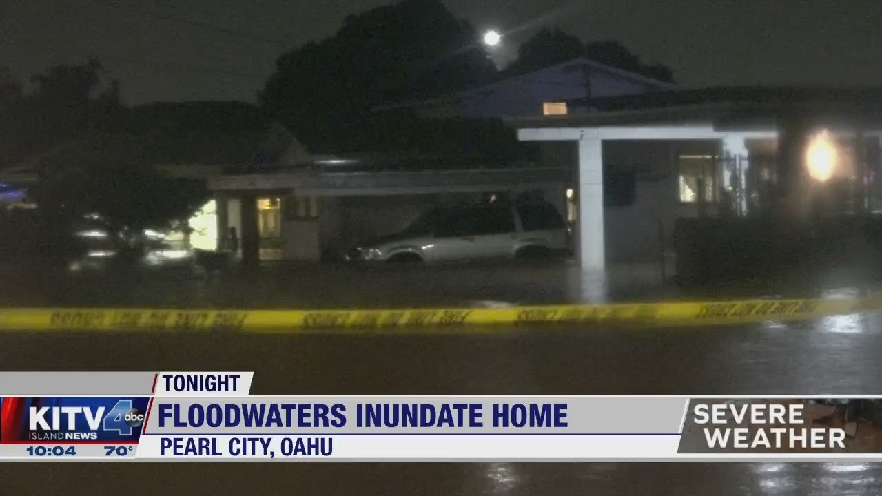 Floodwaters Inundate Neighborhoods In Pearl City Youtube