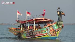 MERDUNYA KIDUNG SINDEN MAMA NIA SAMBIL MENIKMATI PESONA PANTAI BARO GEBANG CIREBON