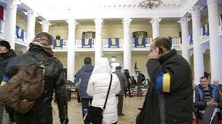 Киев: протестующие в мэрии готовы к возможному штурму