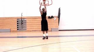 Dre Baldwin: Shooting Practice Drill -- In & Out Right-Hand Pullup Jumpshot Derrick Rose Moves