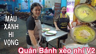 QUÁN BÁNH XÈO CÓ NHIỀU ĐẦU BẾP NHÍ Ở SÀI GÒN NHỮNG NGÀY GIÁP TẾT RA SAO ???