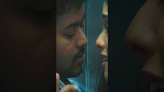 Ayyo Ayyo Un Kangal Aiyayyo-Vijay and Asin | நடு இரவினிலே கனவினிலே என்னை தின்றாய் ஐயய்யோ#shorts