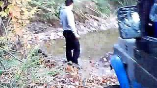 Samos 4x4 off road -potami 6-12-09 -kamera sta Gyalia!!!.flv