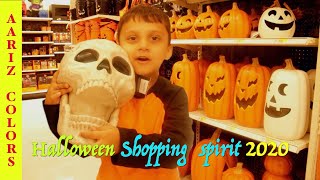 Niki and Aariz Play Halloween Trick or Treat | Nikita and Vlad choose Gifts for Halloween