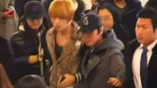 20100129 DBSK at Kimpo Airport (4min)