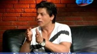 Taran Adarsh With Shahrukh Khan_Part - 1