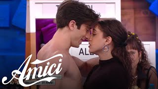 Amici 20 - Alessandro e Giulia - Il conforto