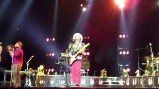 "Treasure" "Billionaire" Bruno Mars - The Moonshine Jungle Tour at London O2 Arena - Oct 9, 2013